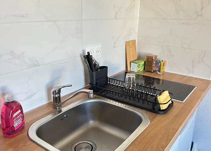 Studette Sur La Marina, A 5 Minutes Appartement *