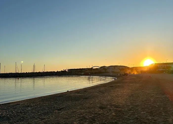 Studette Sur La Marina, A 5 Minutes